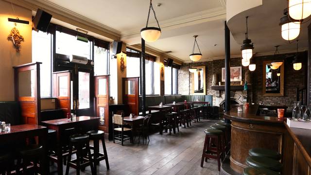 Una foto del restaurante Arthur's Pub