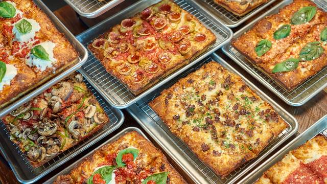Una foto del restaurante Emmy Squared Pizza - Gulch