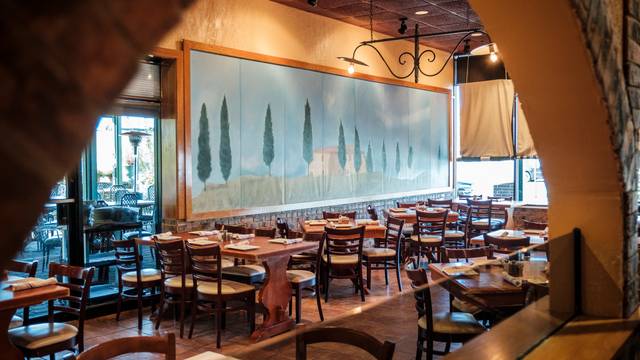 A photo of Tutti Toscani by Lamberti restaurant