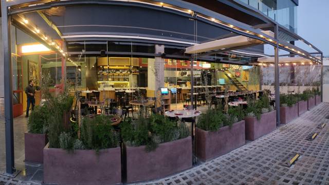 A photo of Bodegon de Rosas restaurant