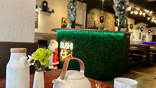 A photo of Hoshi & Sushi Thai Cuisine restaurant
