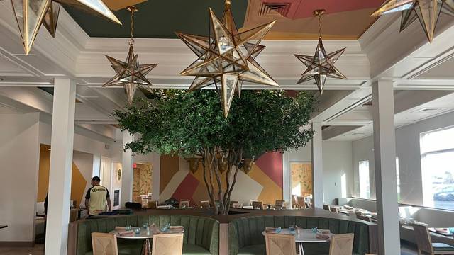 Una foto del restaurante Firefly Tapas Kitchen + Bar On Flamingo