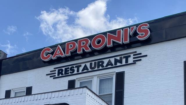 Caproni's on the River​餐廳的照片