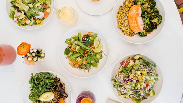 Una foto del restaurante Flower Child - Not in use - Friends & Family Event