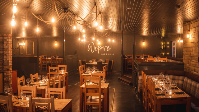 Una foto del restaurante The Wepre Bar & Grill