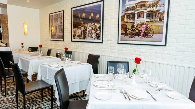 A photo of Il Mulino New York - Boca Raton restaurant