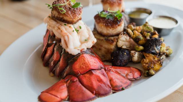 Una foto del restaurante Harbor Seafood & Steak Co