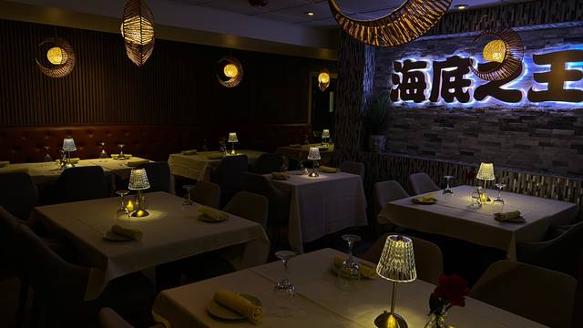 Een van Poseidon Asian Cuisine restaurant