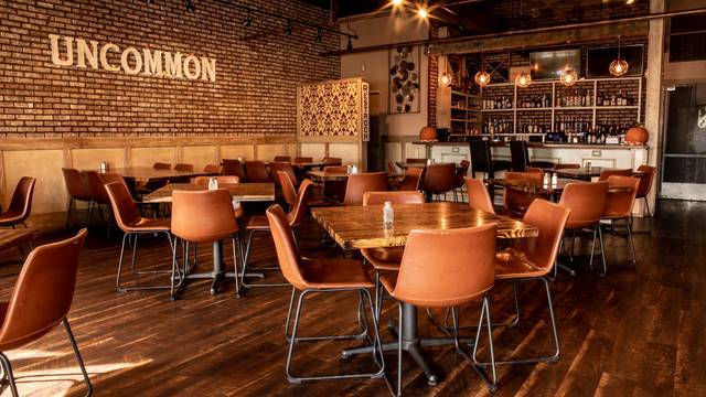 Una foto del restaurante Uncommon Grill
