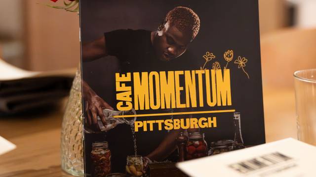 Una foto del restaurante Cafe Momentum - Pittsburgh