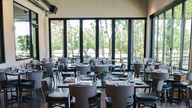 A photo of Pearl & Vine restaurant