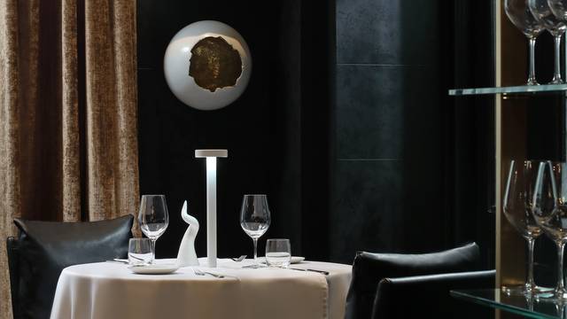 Una foto del restaurante Vida Cucina Italia at The Fort Garry Hotel