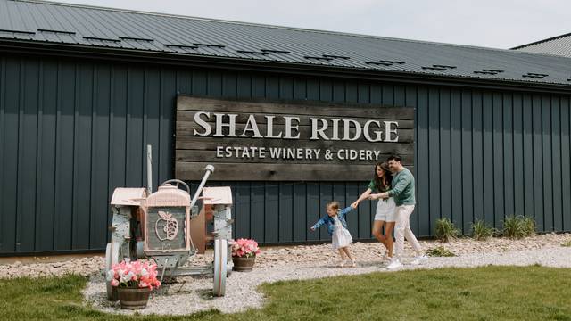 Shale Ridge Estate Winery & Cidery​の写真