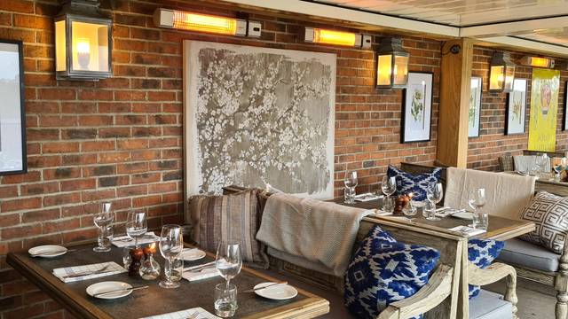 A photo of The Duncombe Arms restaurant