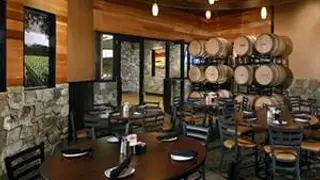 A photo of Cooper's Hawk Winery & Restaurant - Cincinnati restaurant