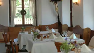 A photo of Gasthaus zum Raben restaurant