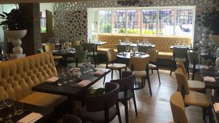 A photo of Aqua Bar & Grill - Petts Wood restaurant