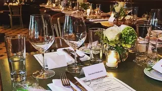 A photo of Le Monde restaurant