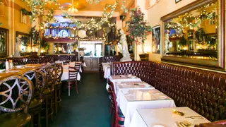 A photo of Chase Restaurant restaurant