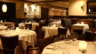 A photo of Oceanos Restaurant restaurant