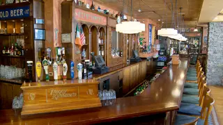 A photo of Peggy Kinnanes Irish Restaurant & Pub restaurant