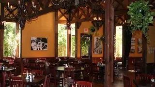 A photo of Don's Seafood - Lafayette restaurant