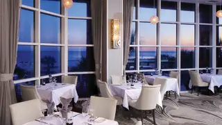 A photo of Voyagers- Perdido Beach Resort restaurant