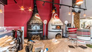 A photo of Piatto Pizzeria - Midtown St. John's restaurant