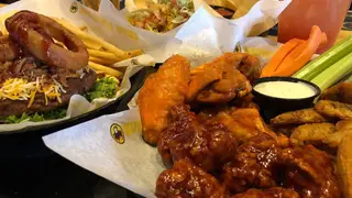 A photo of Buffalo Wild Wings - Baton Rouge - Highland Road restaurant