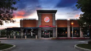 Une photo du restaurant Boston Pizza - Thunder Bay - Arthur St