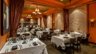 A photo of Mastro's Steakhouse - Palm Desert restaurant
