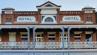 Une photo du restaurant The Royal Hotel West Wyalong