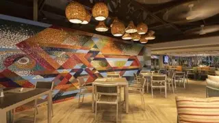 Una foto del restaurante Las Palmas Restaurant @ Copamarina Beach Resort & Spa