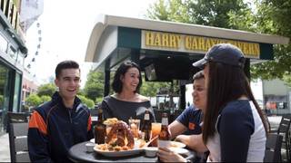 Harry Caray's Tavern on Navy Pier - We love our Chicago teams and