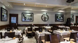 Una foto del restaurante La Madreña Calle del Bronce