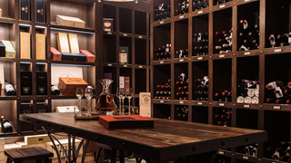 Continuum & RAEN Wine Dinner foto