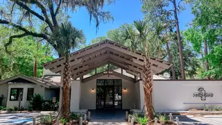 A photo of Zunzibar - Hilton Head restaurant