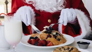 Sunday Breakfast's with Santa. foto