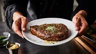 A photo of Fleming's Steakhouse - Raleigh restaurant