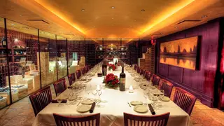 A photo of Del Frisco's Double Eagle Steakhouse - Charlotte restaurant