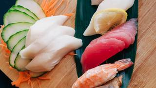 3 for $30 Sushi foto