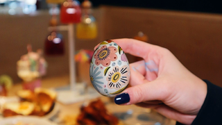 写真（Easter Egg Painting + Dining Experience）