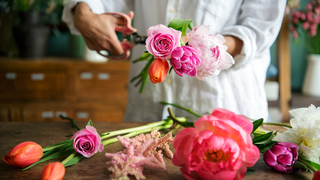 🌸 BLOOMS, BITES & BUBBLY! 🌸 photo