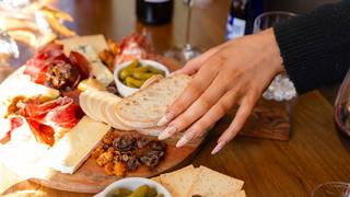 Bar Snacks Only foto