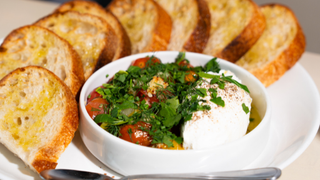 Celebrate Mother’s Day at Moxies foto