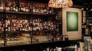 High Jinks Bar Reservations張相片