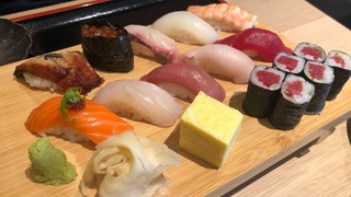 にぎりセット  Nigiri Set - Sushi Bar foto