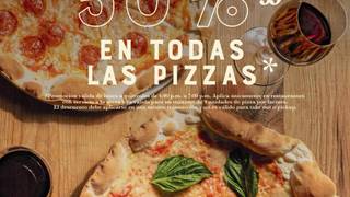 Pizzas con 50% de descuento foto