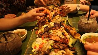 Turn Every Bite into a Reward at Casa Manila! foto