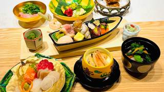 Sushi Bar: Migaku Kaiseki Course photo